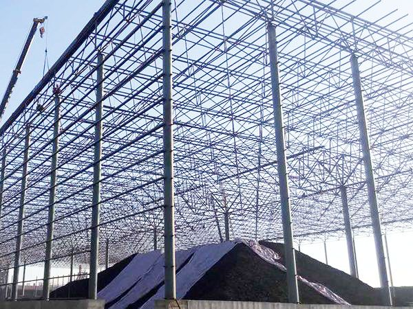 【尊龙凯时人生就是搏网架】钢结构网架加工设计用钢量的控制